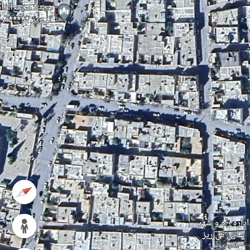رهن و اجاره منزل هم کف تیرآهنی در نیریز بروی خیابان جانبازان